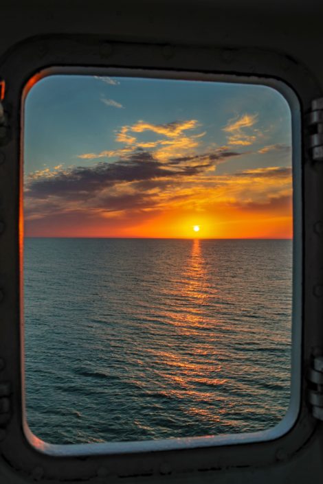 Sonnenuntergang auf der Überfahrt